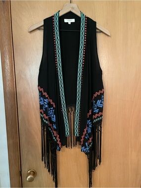 Umgee Fringe Western Boho Festival Embroidered Open Vest Size M